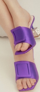 Minatozaki Sana feet photo thumbnail