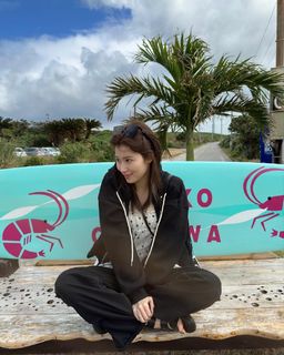 Minatozaki Sana feet photo thumbnail