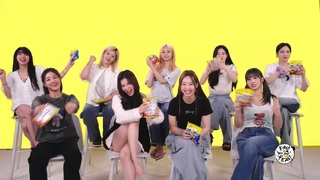 Minatozaki Sana feet photo thumbnail