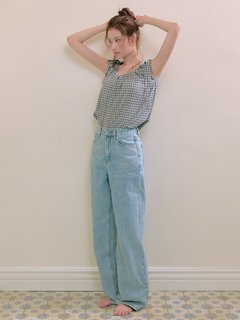 Minatozaki Sana feet photo thumbnail