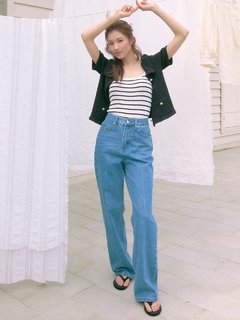Minatozaki Sana feet photo thumbnail