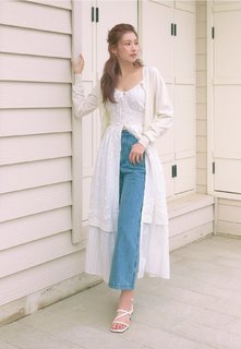 Minatozaki Sana feet photo thumbnail