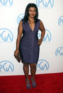 Mindy Kaling feet photo thumbnail