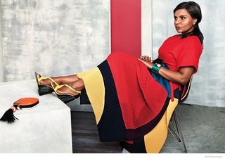 Mindy Kaling feet photo thumbnail