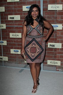 Mindy Kaling feet photo thumbnail