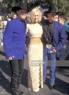 Mindy McCready feet photo 16