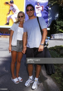 Mindy McCready feet photo 18