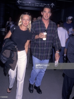 Mindy McCready feet photo 6