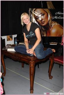 Mindy McCready feet photo 10