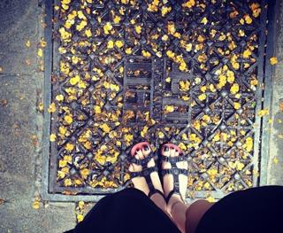 Mine Tugay feet photo thumbnail