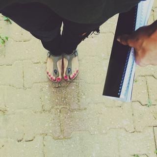 Mine Tugay feet photo thumbnail