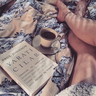 Mine Tugay feet photo thumbnail