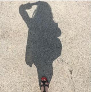 Mine Tugay feet photo thumbnail