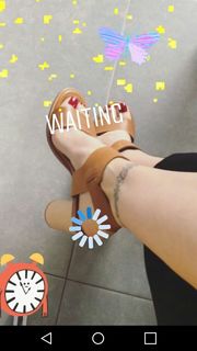 Mine Tugay feet photo thumbnail