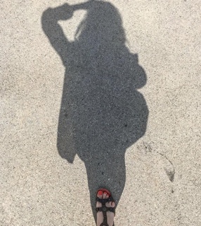 Mine Tugay feet photo thumbnail