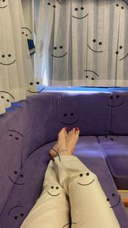 Mine Tugay feet photo thumbnail