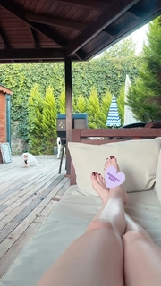Mine Tugay feet photo thumbnail