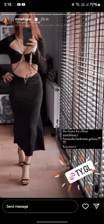 Mine Tugay feet photo thumbnail