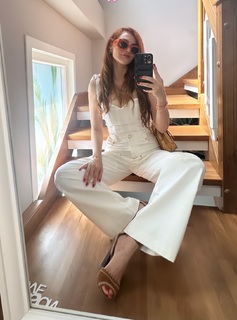 Mine Tugay feet photo thumbnail