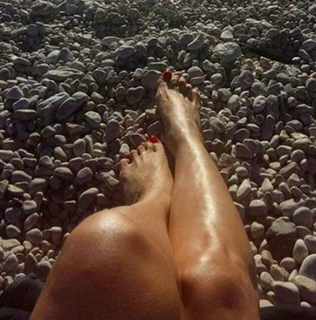 Minea feet photo 4