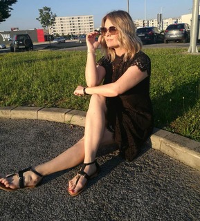Minea feet photo 4