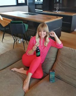 Minea feet photo 7