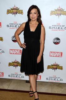 Ming-Na Wen feet photo thumbnail