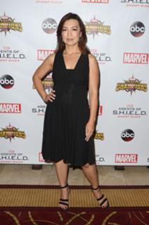Ming-Na Wen feet photo thumbnail