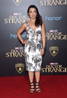 Ming-Na Wen feet photo thumbnail