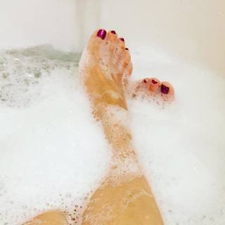 Ming-Na Wen feet photo thumbnail