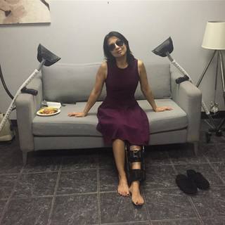 Ming-Na Wen feet photo thumbnail