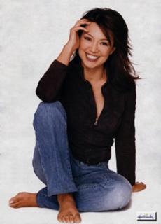 Ming-Na Wen feet photo thumbnail