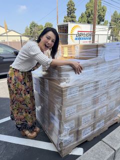 Ming-Na Wen feet photo 3