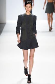 Ming Xi feet photo 4