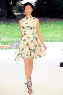 Ming Xi feet photo 3
