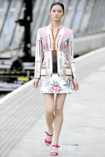 Ming Xi feet photo 3