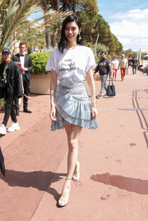 Ming Xi feet photo 13