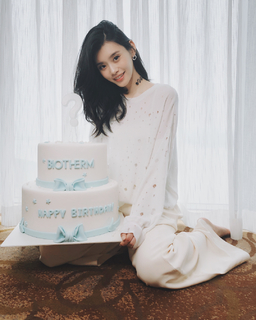 Ming Xi feet photo 16