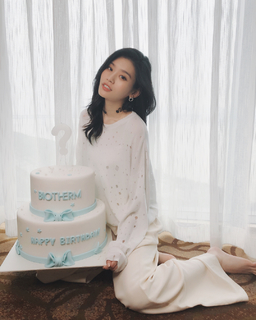 Ming Xi feet photo 15