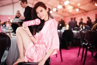 Ming Xi feet photo 4