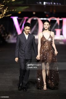 Ming Xi feet photo 5