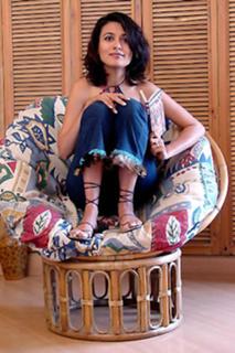 Mini Mathur feet photo 2