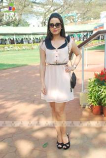 Minissha Lamba feet photo thumbnail