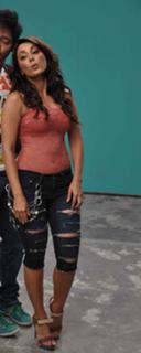 Minissha Lamba feet photo thumbnail