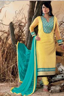 Minissha Lamba feet photo thumbnail