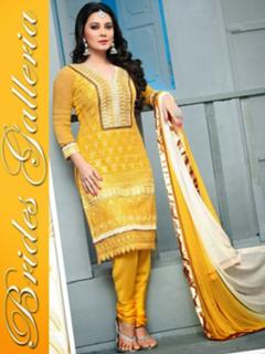 Minissha Lamba feet photo thumbnail