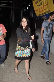 Minissha Lamba feet photo thumbnail