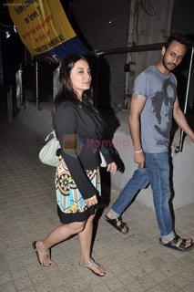 Minissha Lamba feet photo thumbnail