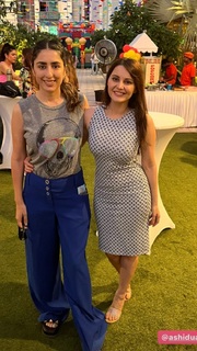 Minissha Lamba feet photo thumbnail