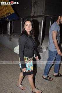 Minissha Lamba feet photo thumbnail